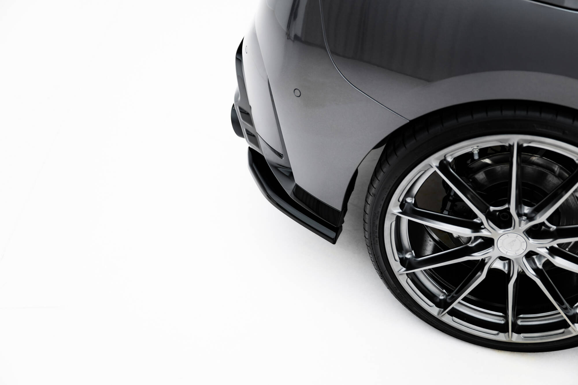 Achterzij Spoilers V.1 BMW M135i F70 Maxton Glanzend zwart