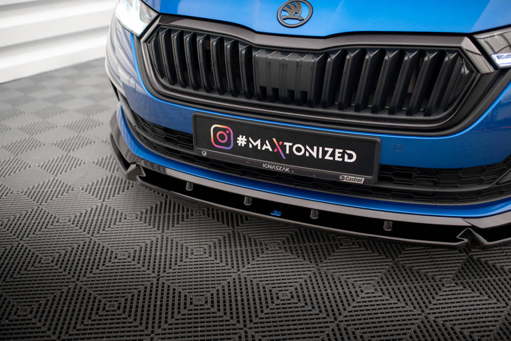 Voorspoiler V.1 Skoda Octavia Sportline Maxton Glans Zwart
