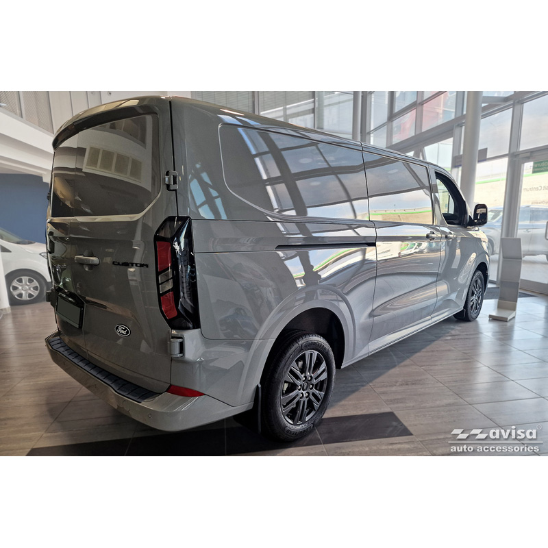Zwart RVS Achterbumperprotector  Ford Transit Custom & Tourneo Custom (V710) 2023- / Volkswagen Transporter T7 2024- 'Ribs'