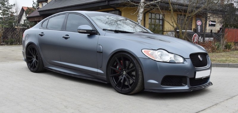 Voorspoiler JAGUAR XF- R V.1 Glanzend Zwart