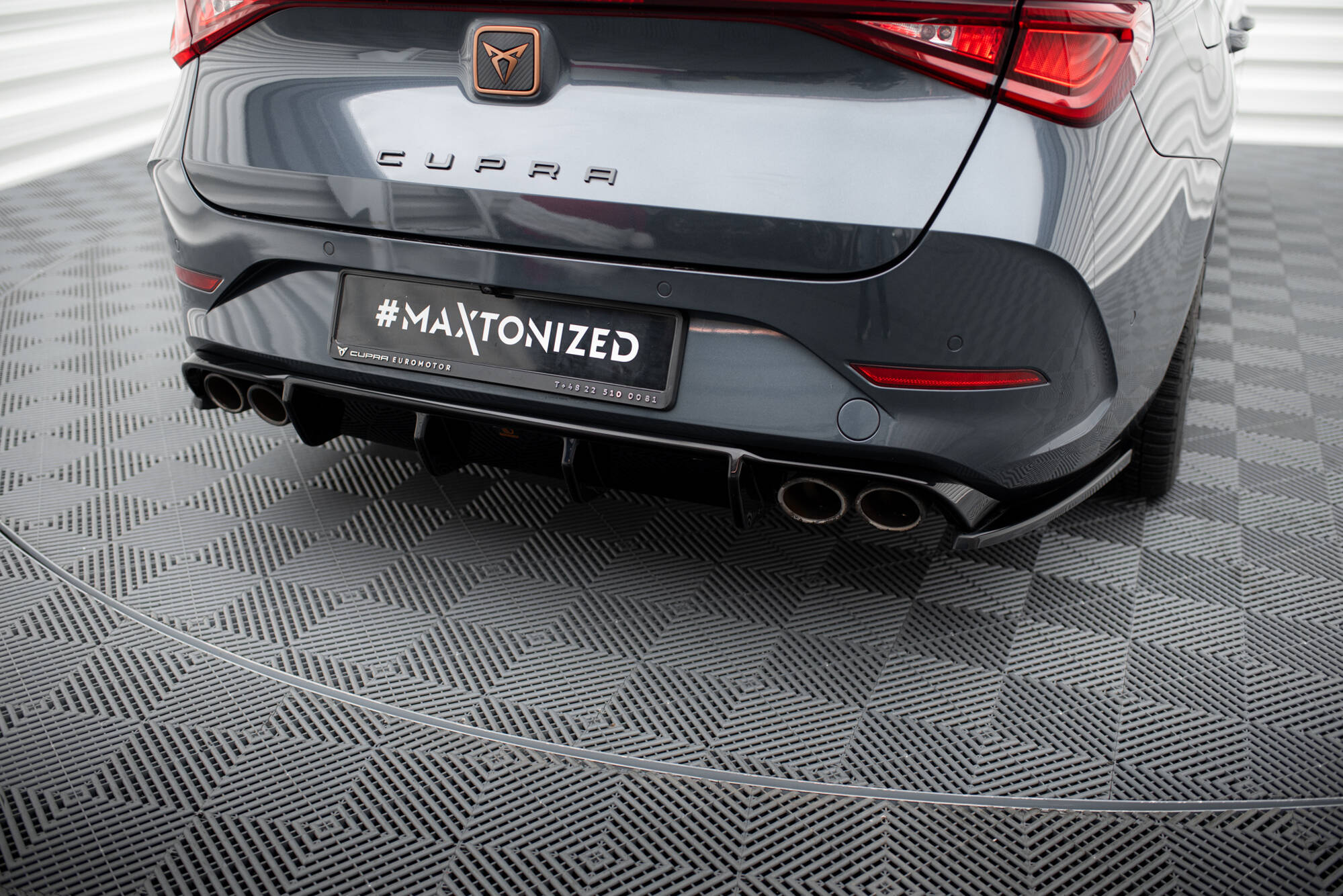 Achter Diffuser Cupra Leon ST MK1 Maxton glanzend zwart