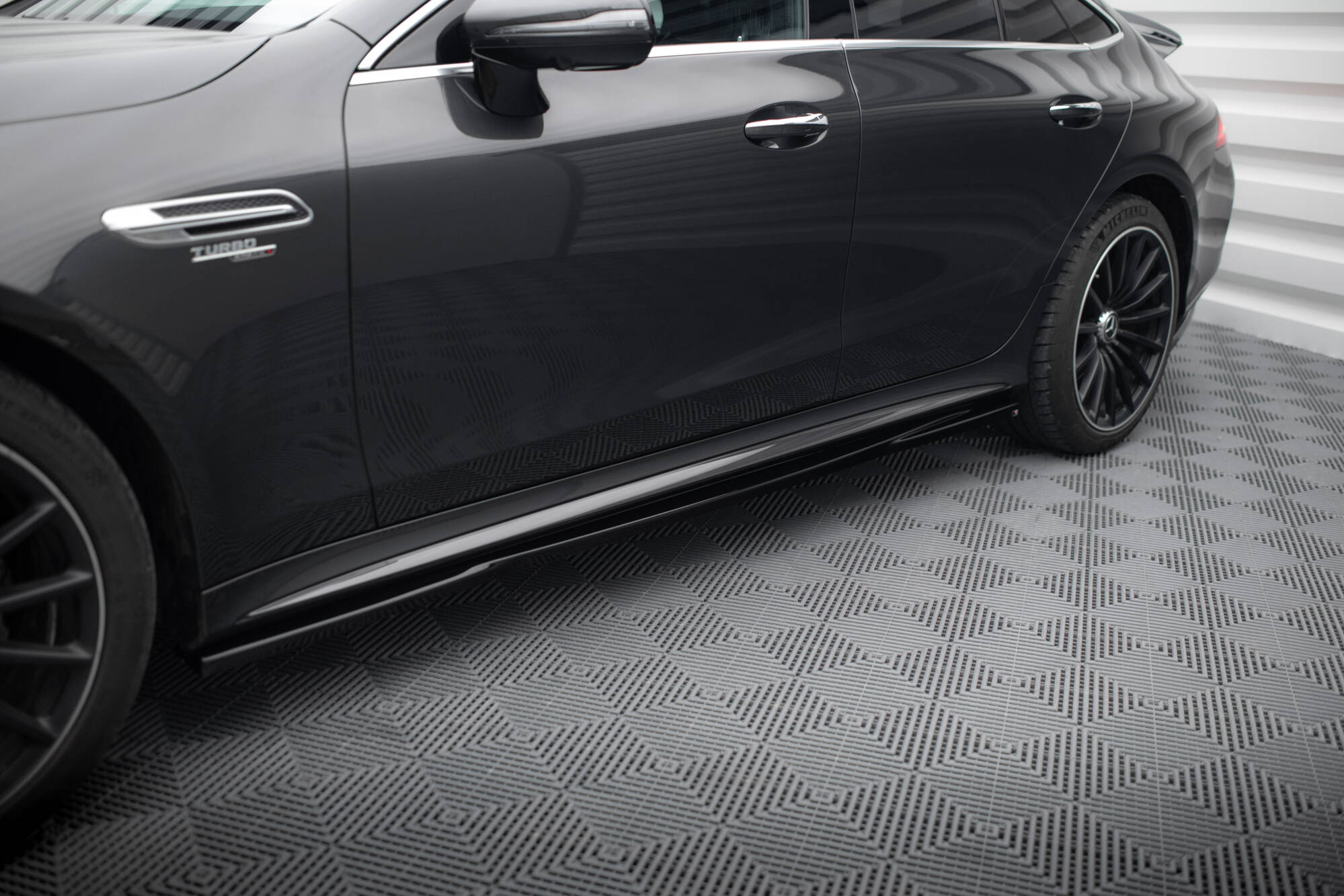 Bodykit Mercedes-AMG GT 53 4-Door Coupe X290 (2018–2023)
