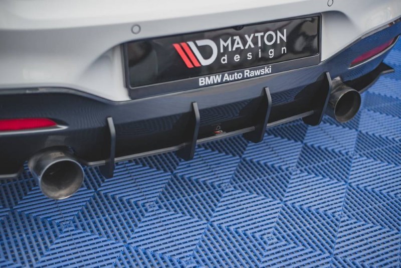 Race Diffuser BMW 1-Serie M140I F20 Maxton Design zwart