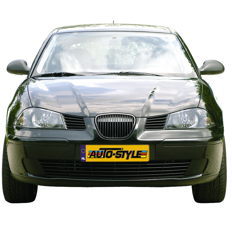 Embleemloze Grill  Seat Ibiza/Cordoba 6L 2002-2008 (met zwarte rand)