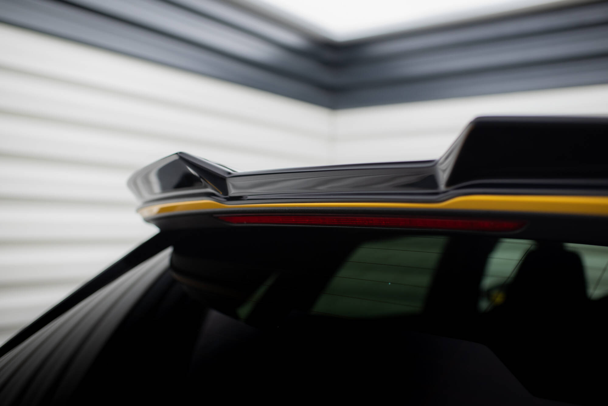 Spoiler Audi RS3 / S3 / A3 S-Line 8Y Maxton Glans Zwart