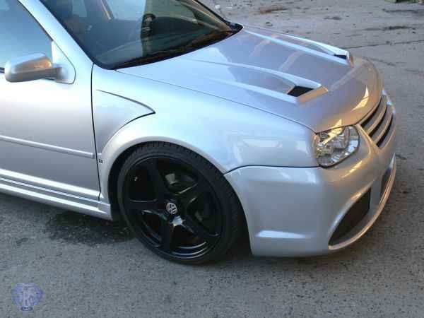 Voor Intake Rechts VW Golf IV S2 SRS TEC