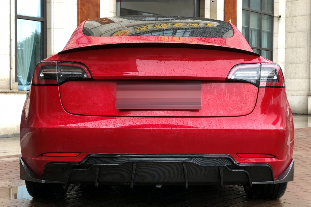 Bodykit Tesla Model 3 Carbon look