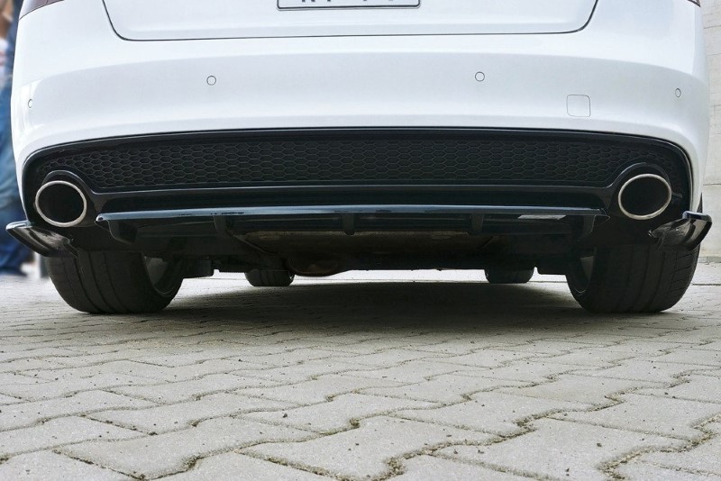 Centrale Achterspoiler Audi A5 S-Line 8T FL Coupe / Sportback (met een verticale bar) Glanzend Zwart