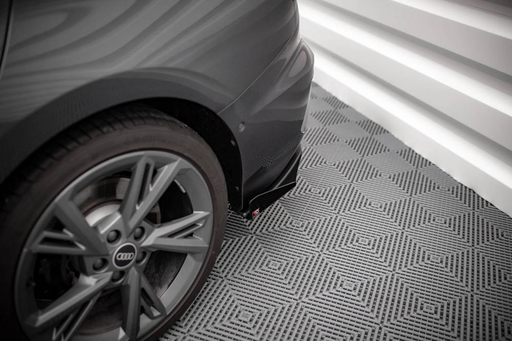 Street Pro Zijdiffusers met Canards Audi S3 8Y Limousine