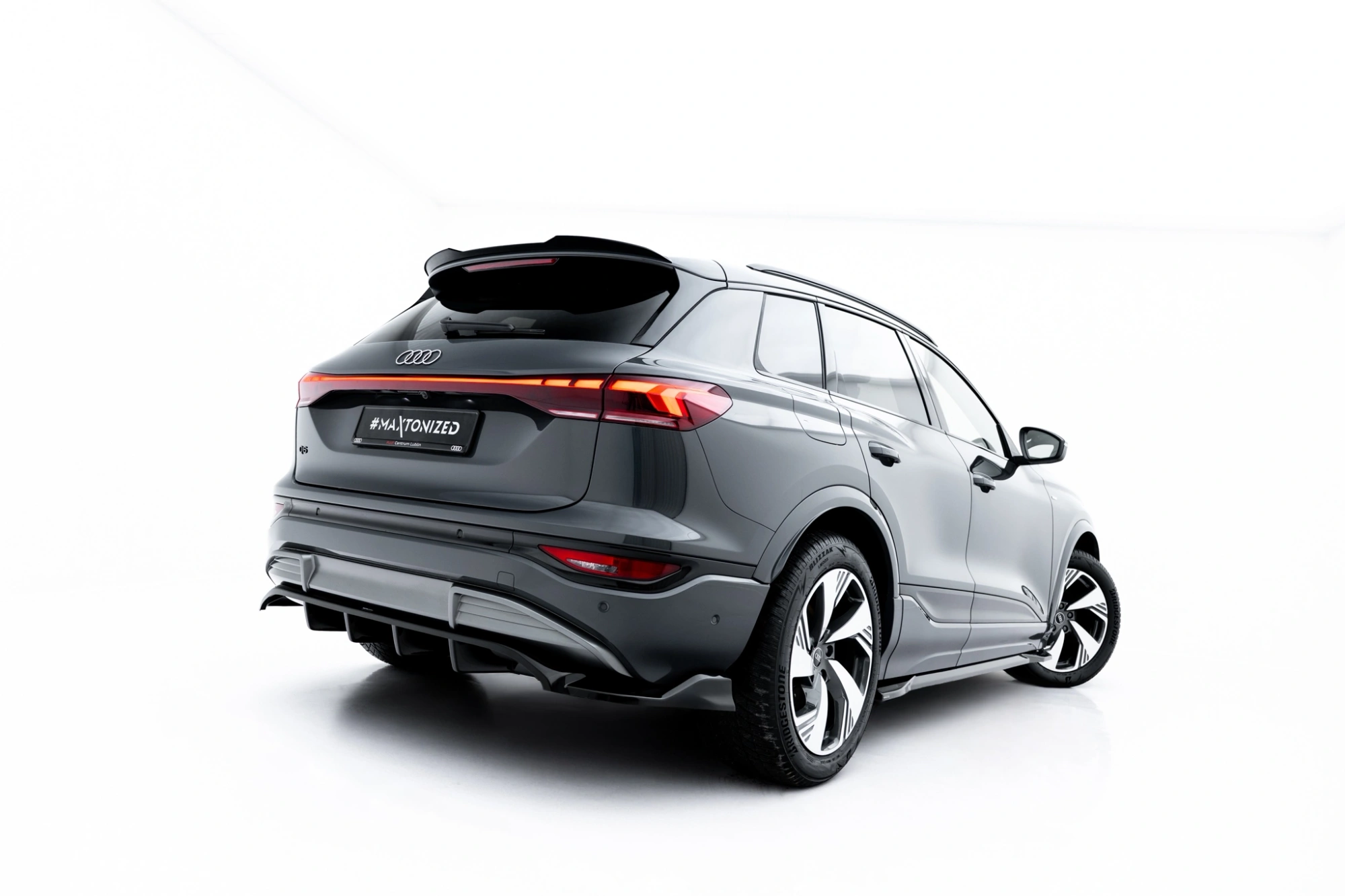 Diffusor Audi Q6 e-tron Standard / S-Line / SQ6 e-tron SUV & Sportback Mk1 (2023–heden) – Glans Zwart