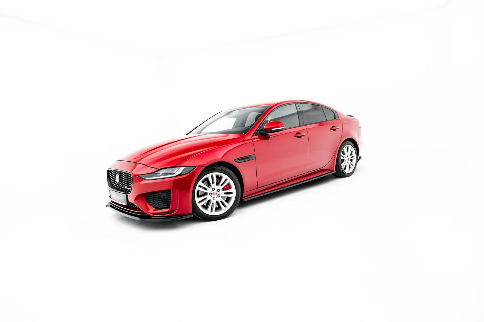 Bodykit Jaguar XE R-Dynamic X760 FL Maxton Glans Zwart