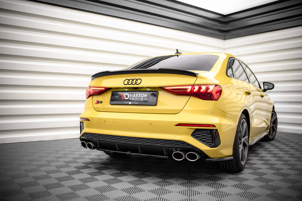 Zijdiffusers met Canards Audi S3 8Y Limousine Glans Zwart