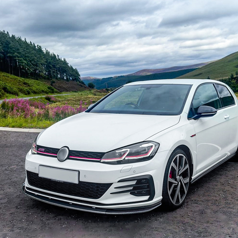 Voorspoilerlip  Volkswagen Golf VII (7.5) GTi/GTD/R/R-Line 2017-2019 (Glanzend Zwart ABS)