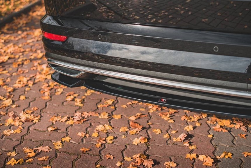 Achter opzetstuk Skoda Karoq sportline Maxton Design glans zwart