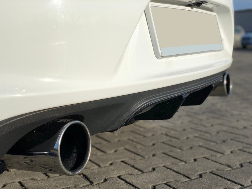 Diffuser Opel Astra K Maxton Design glans zwart