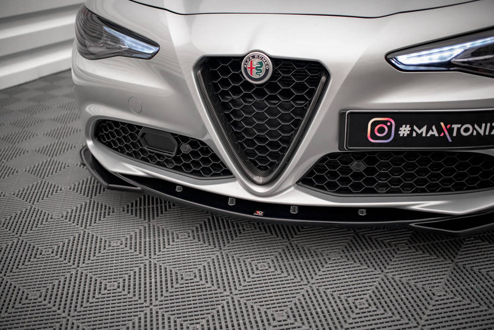 Voorspoiler V.2 Alfa Romeo Giulia Sport Maxton Glans Zwart
