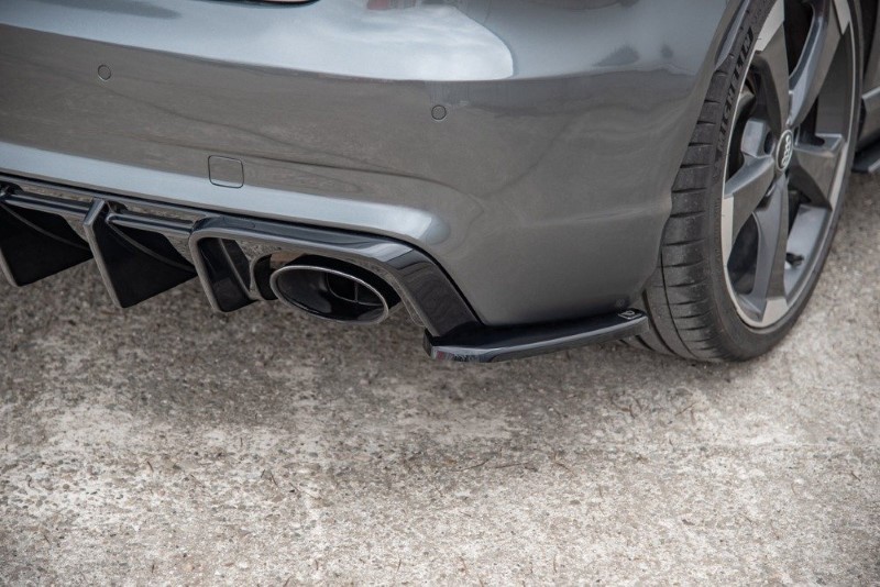 Achterzij Spoiler V.2 Audi RS3 8V Sportback Glanzend Zwart