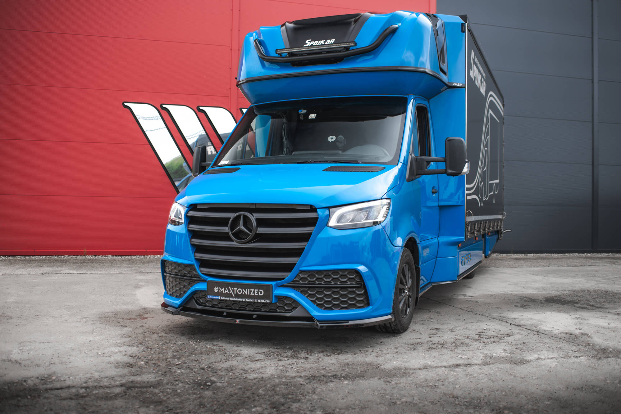 Voorspoiler Mercedes-Benz Sprinter MK3 Maxton Glanzend zwart
