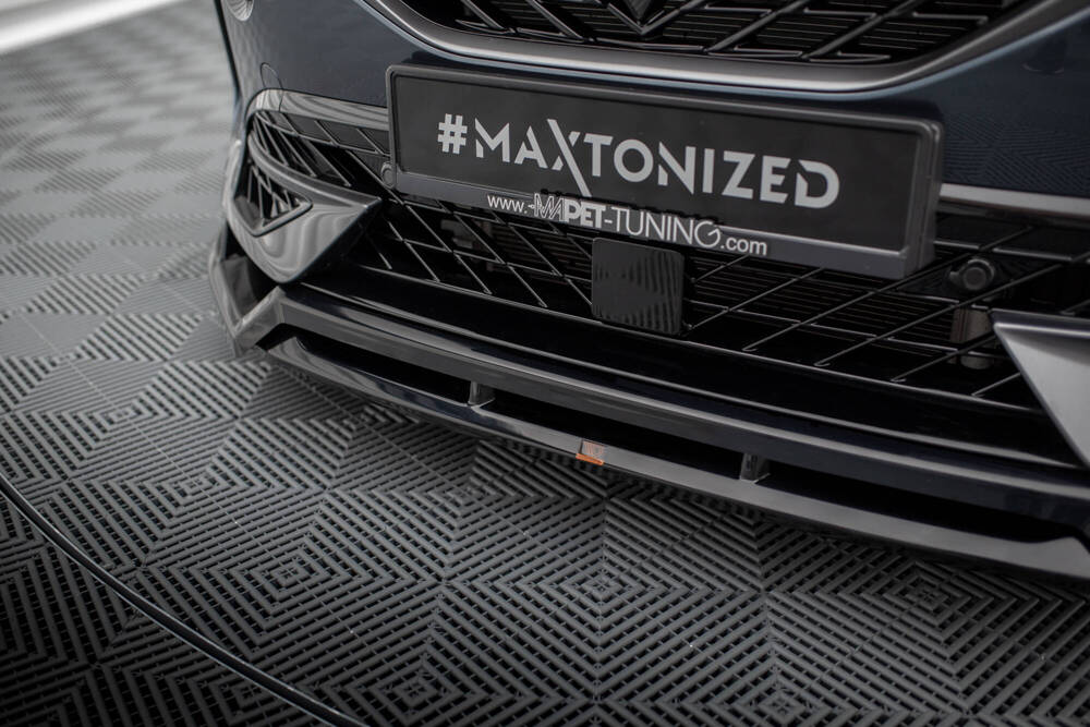 Voorspoiler V.4 Cupra Formentor Maxton Glans Zwart