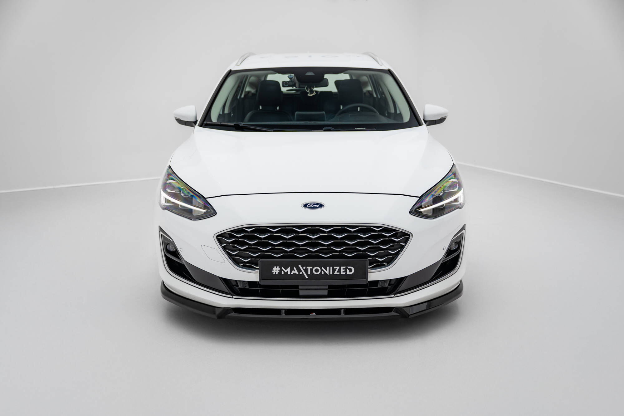 Voorspoiler V.2 Ford Focus Vignale MK4 Maxton Glanzend zwart
