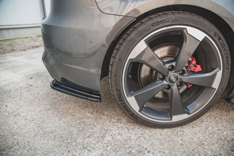 Achterzij Spoiler V.1 Audi RS3 8V Sportback Glanzend Zwart