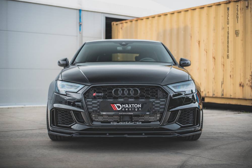 Voorspoiler V.4 Audi RS3 8V Facelift Glanzend Zwart