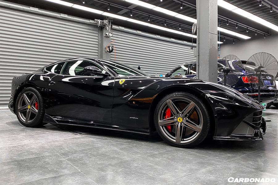 Ferrari F12 Berlinetta DC Style Carbon Fiber Zijskirts 2012-2017