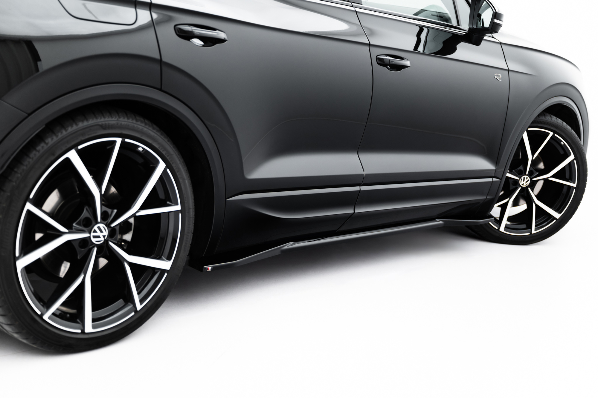 Bodykit voor Volkswagen Touareg R-Line Mk3 Facelift (2023– ) – Maxton Design