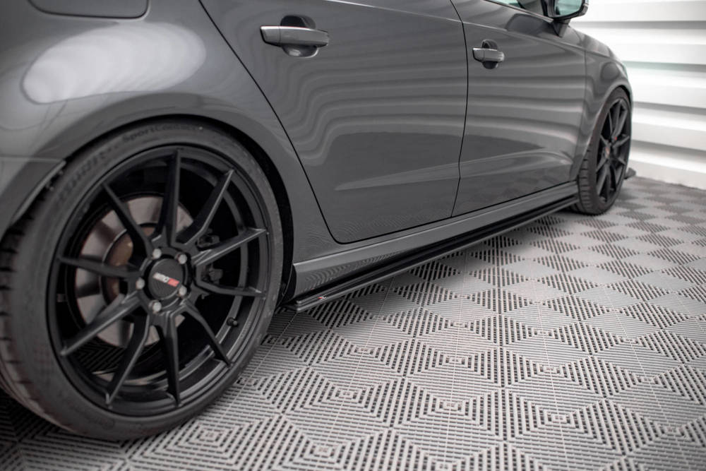 Zijskirts Street Pro Audi S3 Sportback 8V FL Maxton