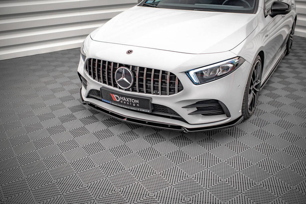 Voorspoiler V.4 Mercedes A Klasse W177 A35 AMG/AMG Line Glans Zwart