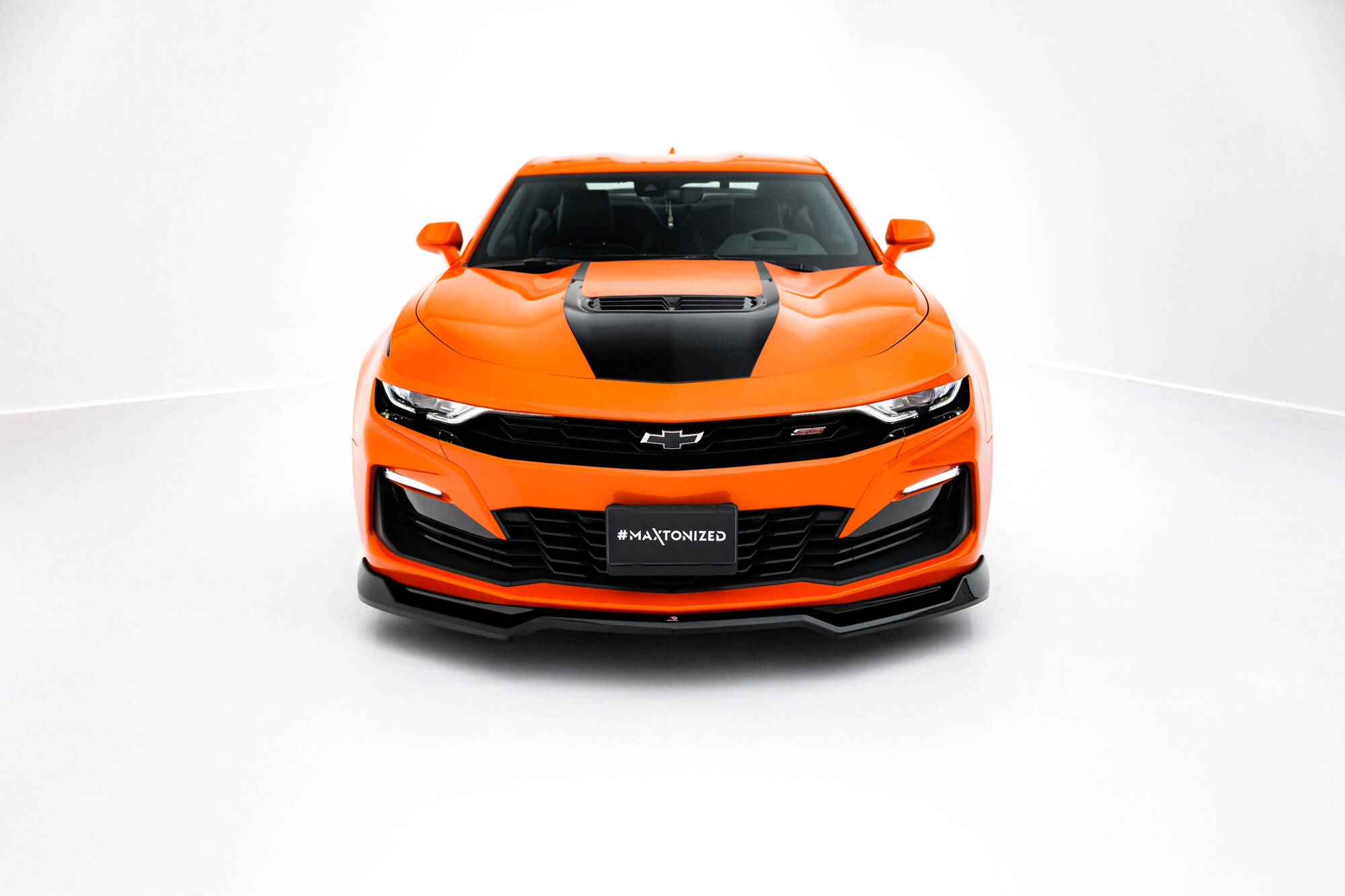 Bodykit V.1 Chevrolet Camaro SS MK6 Facelift Maxton Glanzend zwart