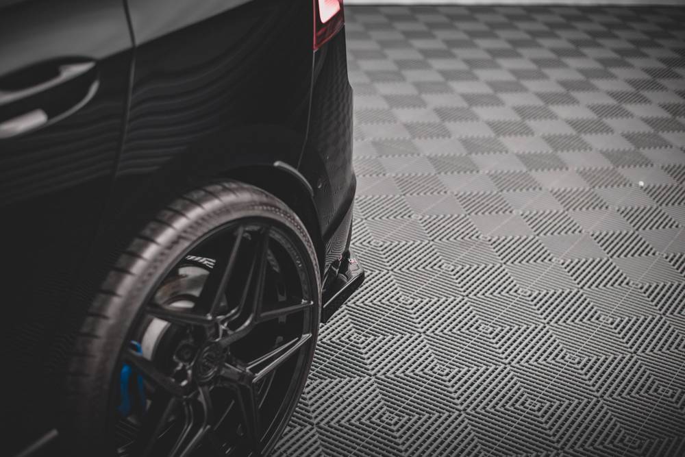 Zijdiffuser V.2 Volkswagen Golf 8 R Maxton Glans Zwart