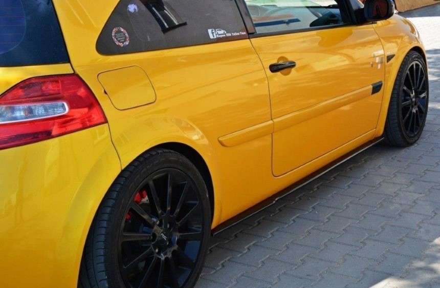 Zijskirts Renault Megane 2 RS Maxton Design glans zwart