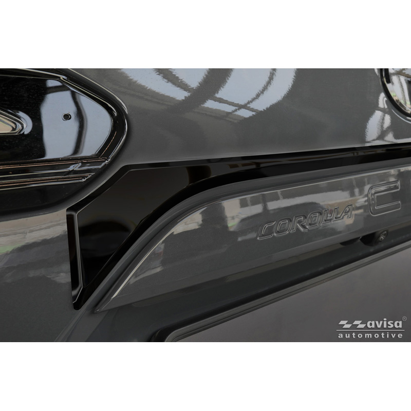 Avisa Zwart Chroom RVS Kofferbak Sierlijst  Toyota Corolla Cross 2020-2025 & Facelift 2025-