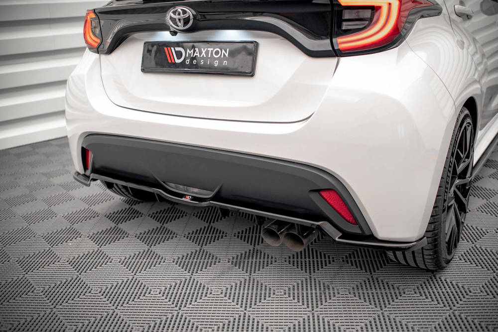 Diffuser V.2 Toyota Yaris MK4 Maxton Glans Zwart