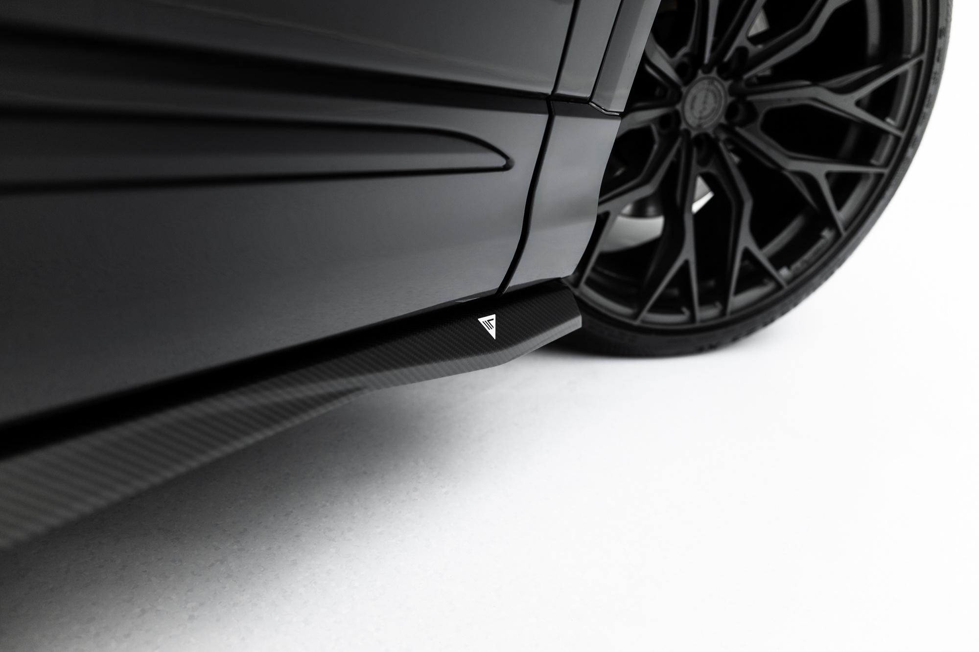 Prepreg Carbon Fiber zij Skirts Audi SQ8 / Q8 S-Line Mk1 Facelift