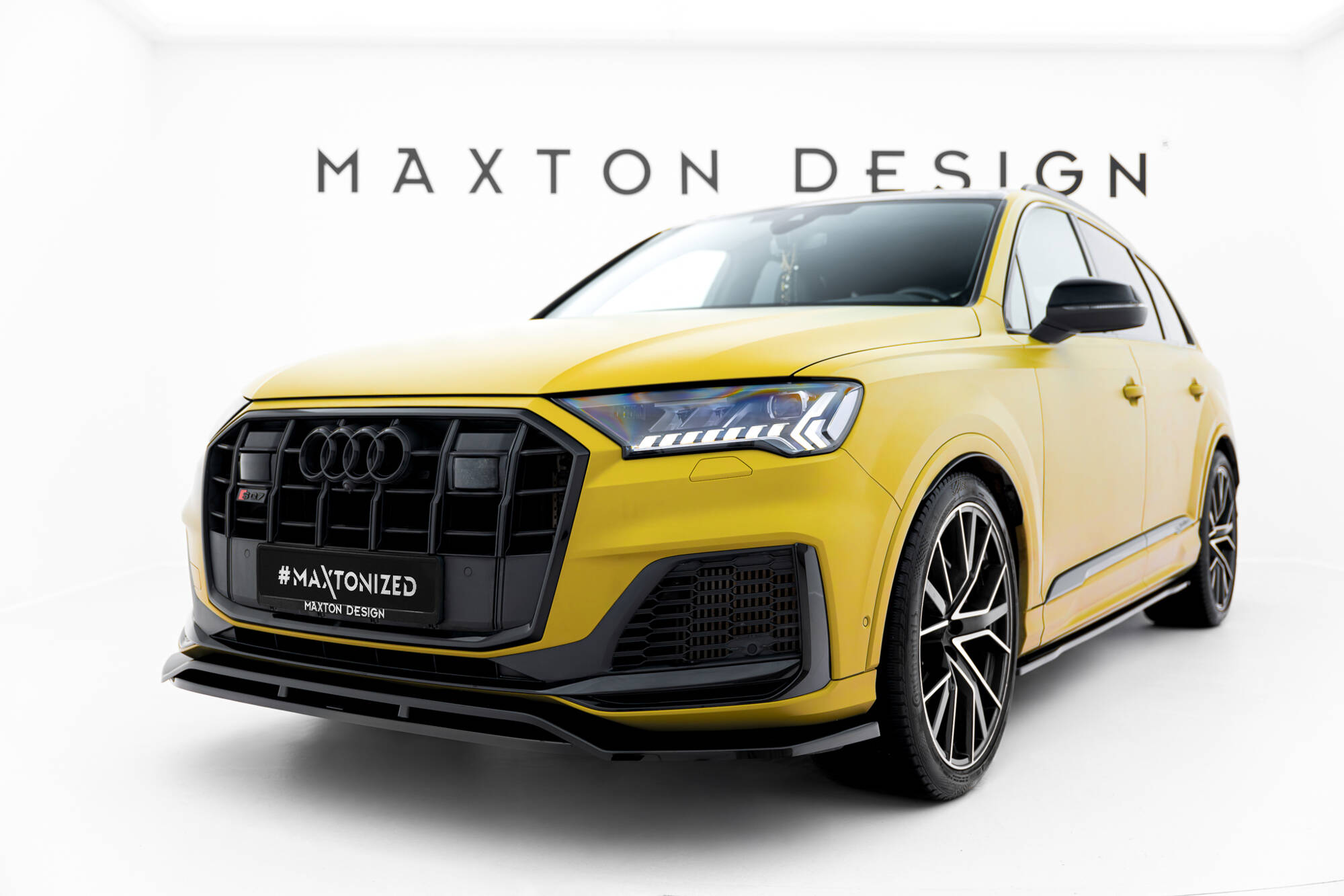 Bodykit Audi SQ7 MK2 (4M) Facelift Maxton V2 Glanzend zwart
