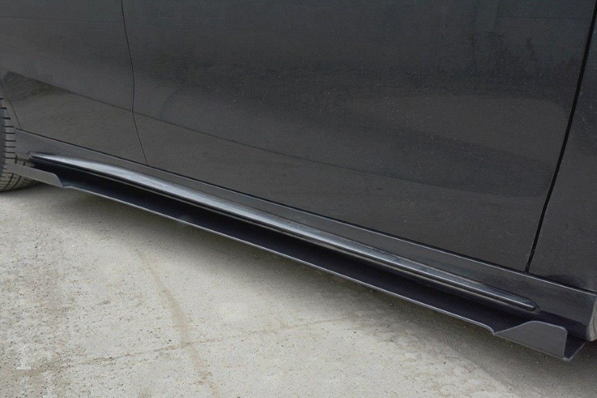 Race zijskirts Mercedes CLA A45 AMG C117 Maxton Design