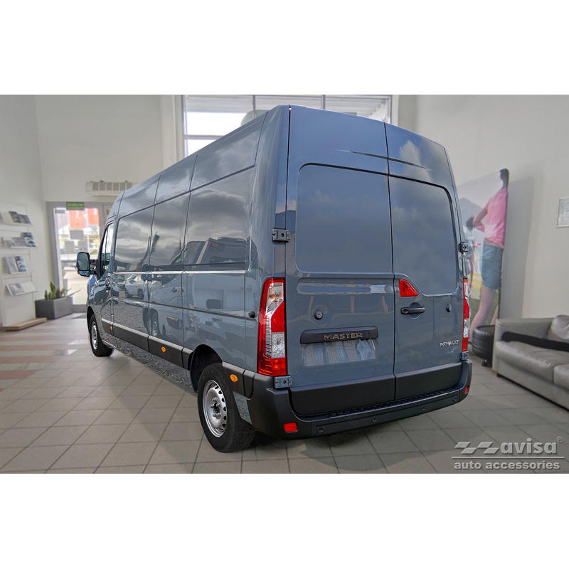 Matzwart Aluminium Achterbumperprotector  Opel Movano / Renault Master II 2010-2018 & 2018-2021 'Riffled Plate'