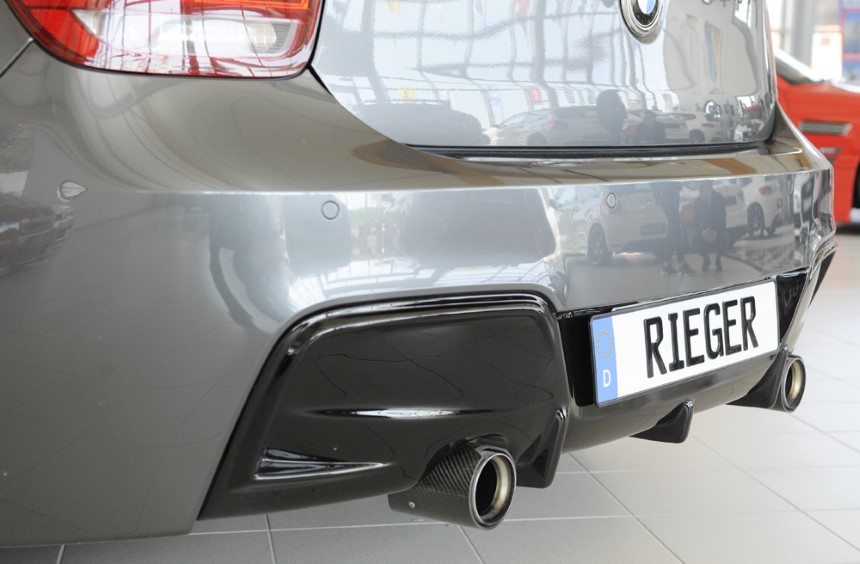 Achteraanzet Glossy Black Rieger BMW 1-Serie F20/F21 M-tech