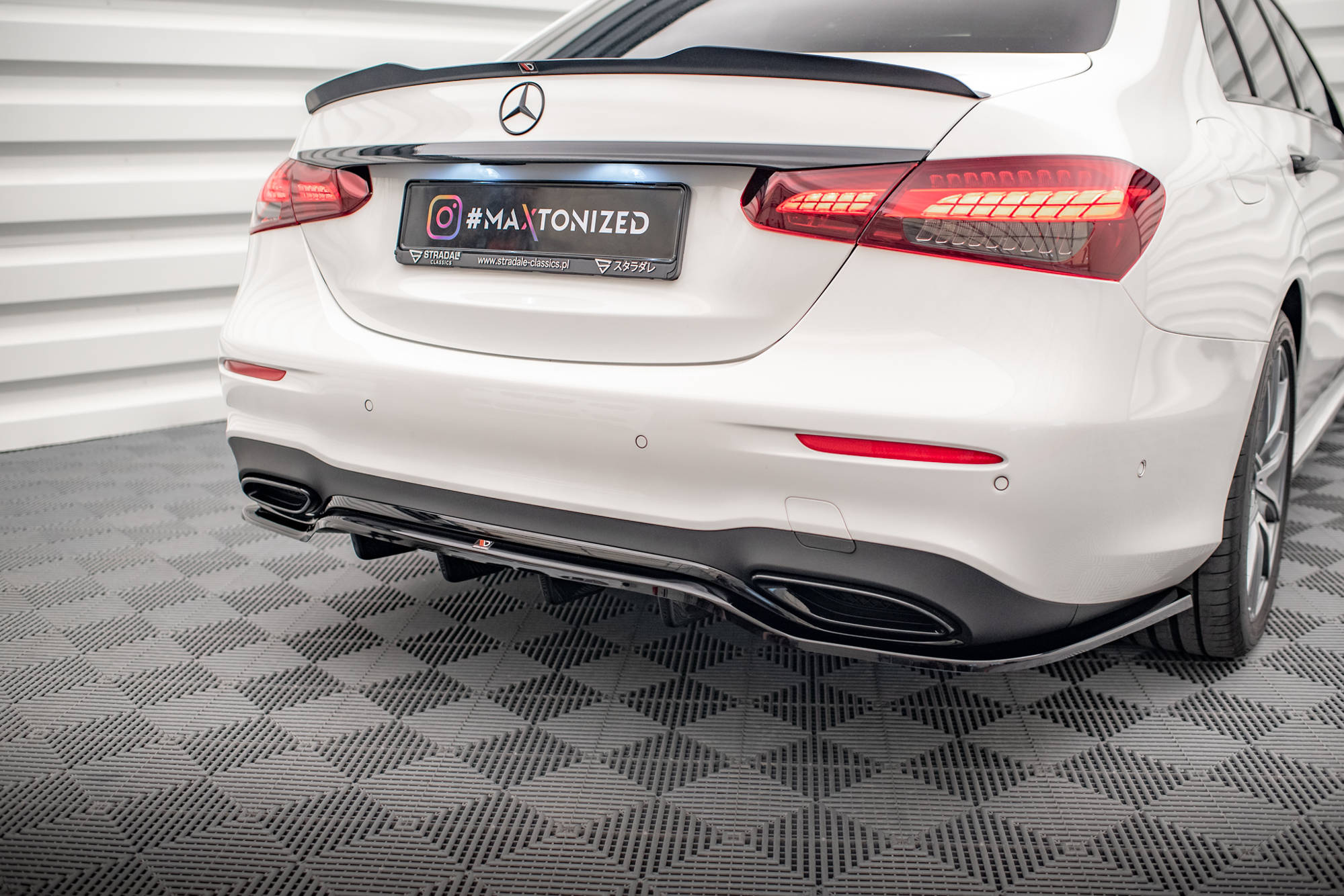 Bodykit Mercedes-Benz E AMG-Line Sedan W213 Facelift (2021–2023)
