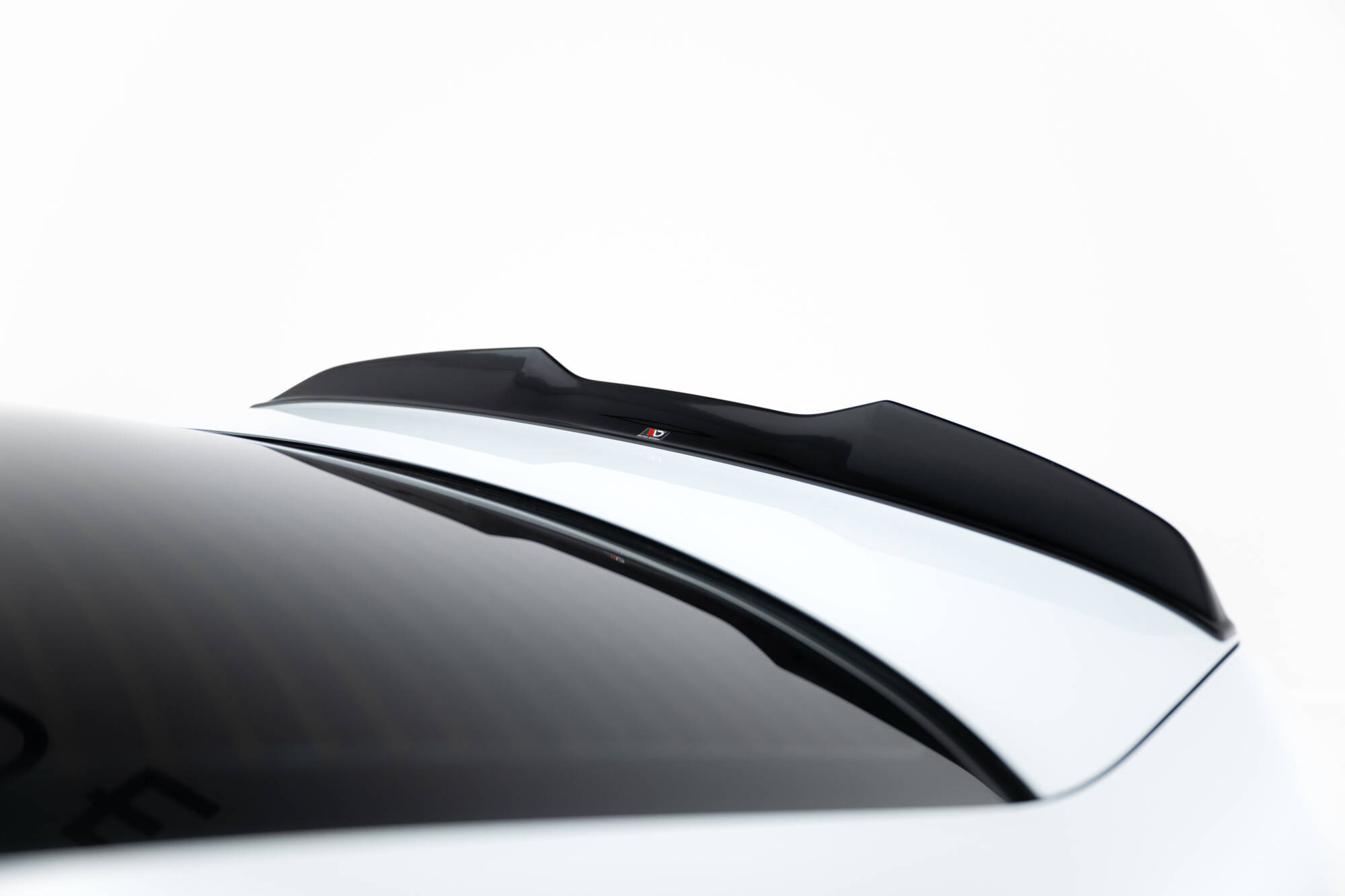 Bodykit Audi RS3 Sedan 8V Facelift Maxton Glanzend zwart