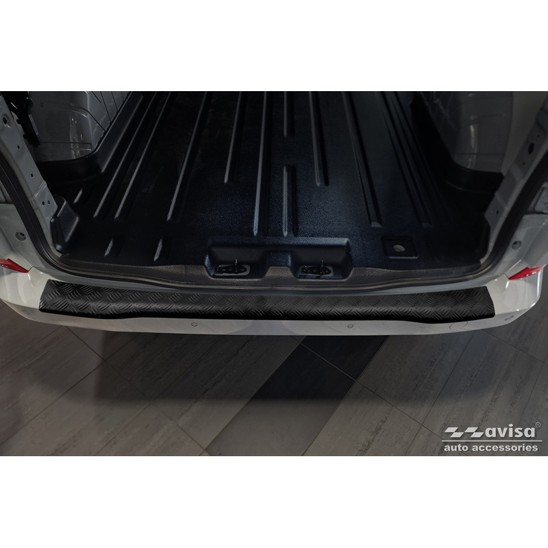 Matzwart Aluminium Achterbumperprotector  Ford Transit Custom & Tourneo Custom (V710) 2023- / Volkswagen Transporter T7 2024- 'Riffled Plate'