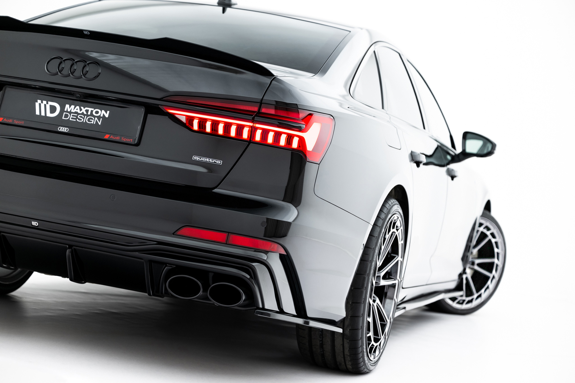 Bodykit Audi A6 S-Line / S6 C8 Sedan Maxton Glans Zwart