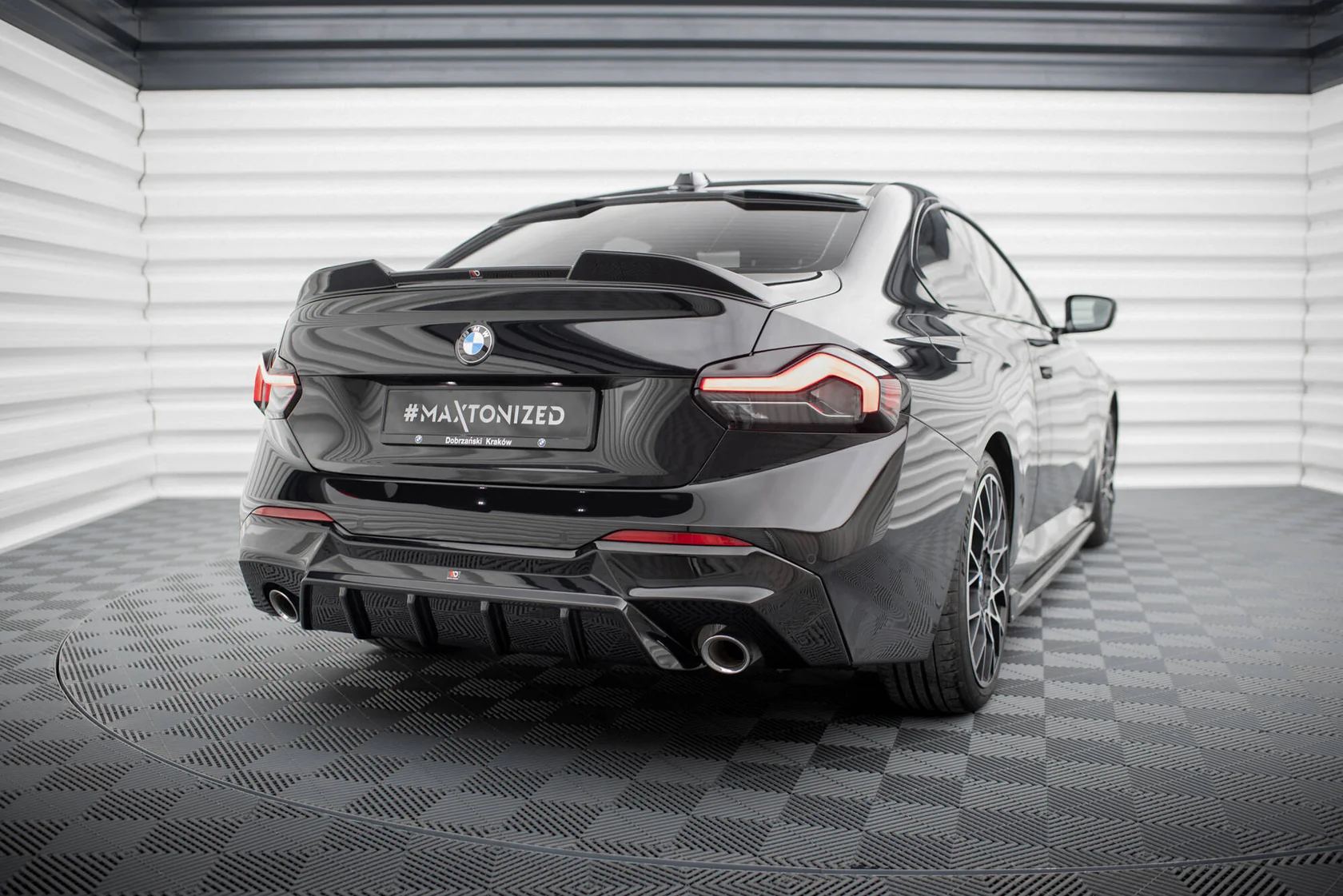Bodykit V.2 BMW 2 Coupe G42 Maxton Glanzend zwart