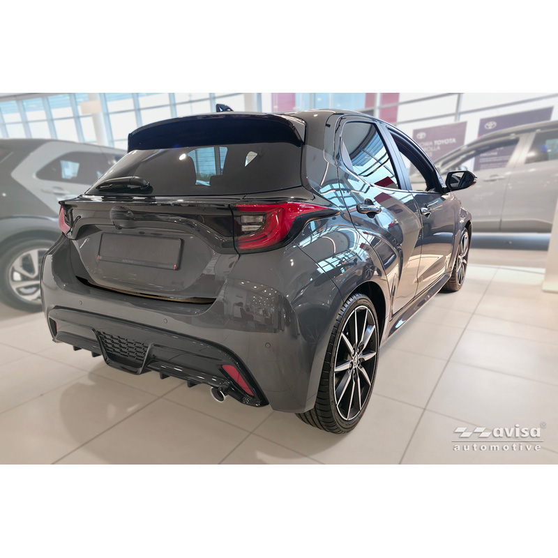 Avisa Zwart Chroom RVS Kofferbak Sierlijst  Toyota Yaris (P21) 2020-2024 & Facelift 2024-