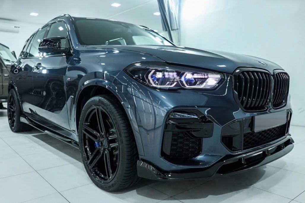 Zijskirts BMW X5 G05 M-Tech Black Knight Design Carbon Look