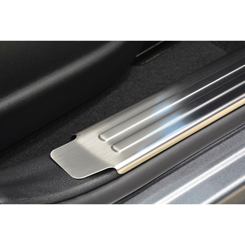 Instaplijsten NISSAN JUKE CROSSOVER 5D Inner Staal door sills /r