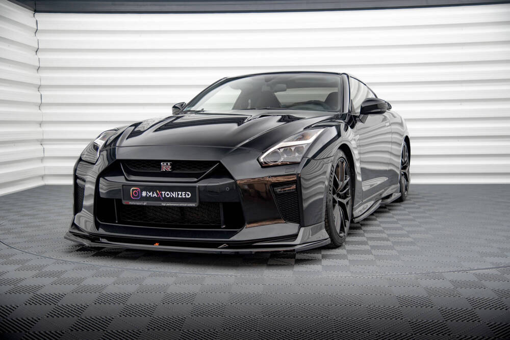 Voorspoiler V.1 Nissan GTR R35 17-22 Maxton Glans Zwart