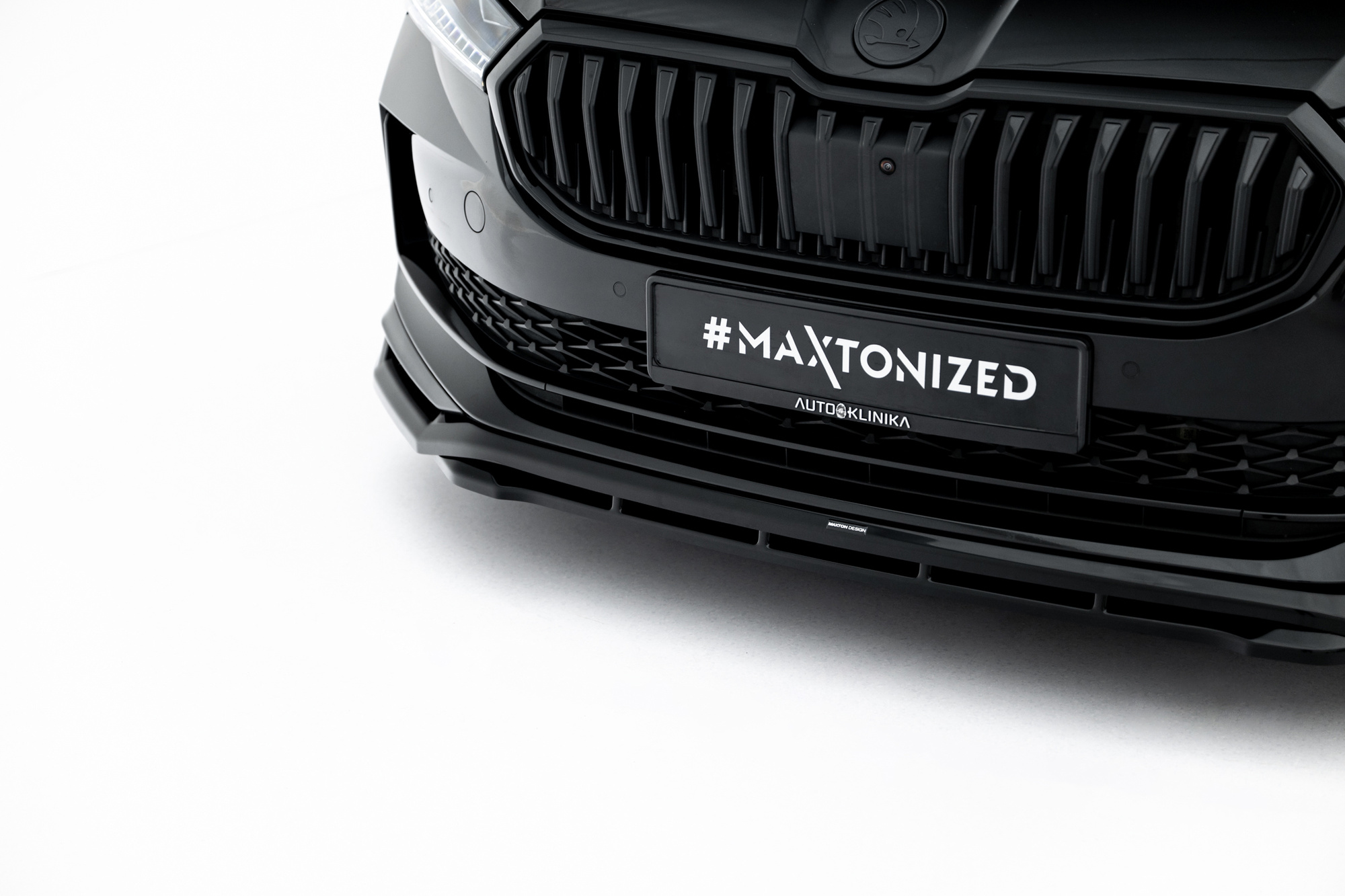 Voorspoiler Skoda Superb Sportline Mk4 V.1 – Skoda Superb Sportline 2024